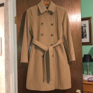 ❌LAST CHANCE❌DKNY coat